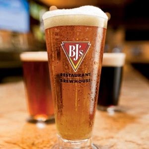 5 BJ’s Restaurant Brewhouse Barware Pilsner Beer Classic Signature Glasses